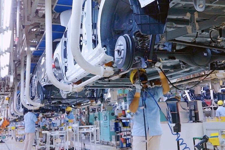 Penjualan Mobil, industri otomotif, Kukuh Kumara, kebijakan jangka panjang, one milion trap, The One Milion Trap: Perubahan Tren Model Bisnis Otomotif