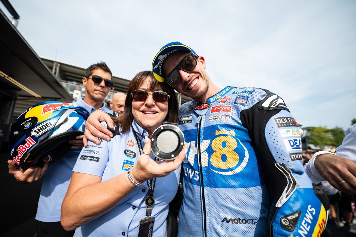 MotoGP, sirkuit misano, klasemen sementara, juara dunia MotoGP, Alex Marquez, Gresini Racing, Fermin Aldeguer, motogp 2025, MotoGP San Marino 2025, Podium Ganda di Misano, Peluang Alex Raih Juara Dunia Masih Terbuka