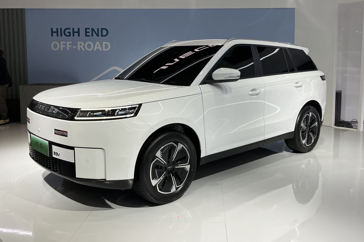mobil listrik, Jaecoo J5 EV, Evan Angganantika, IIMS 2025, JAECOO J5 EV, Peluncuran Jaecoo J5 EV di GIIAS 2025: Apa yang Diharapkan?