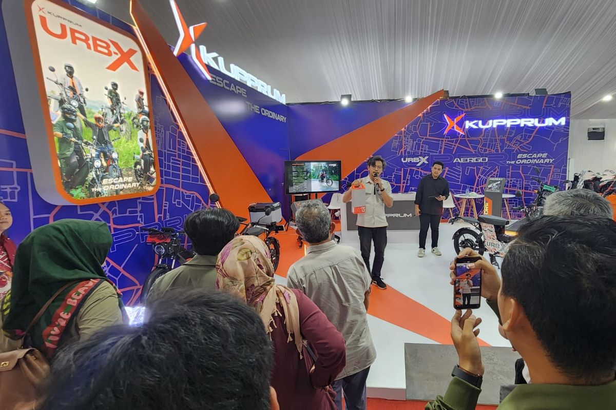 motor listrik, Gaikindo Indonesia International Auto Show, GIIAS, Motor listrik, GIIAS 2025, Kupprum Luncurkan URB-X dan Aergo, Motor Listrik dari Surabaya