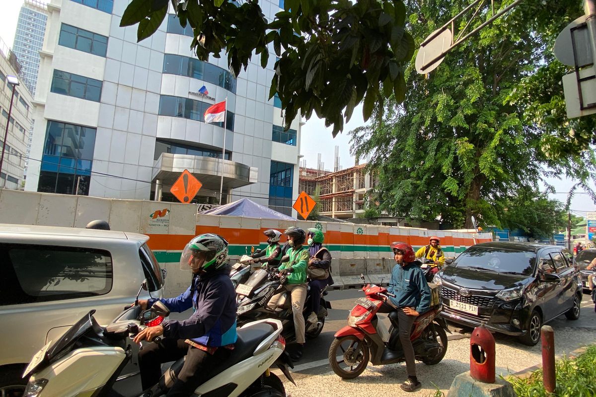 Zipper Merge: Solusi Atasi Macet Akibat Galian Utilitas di Jakarta