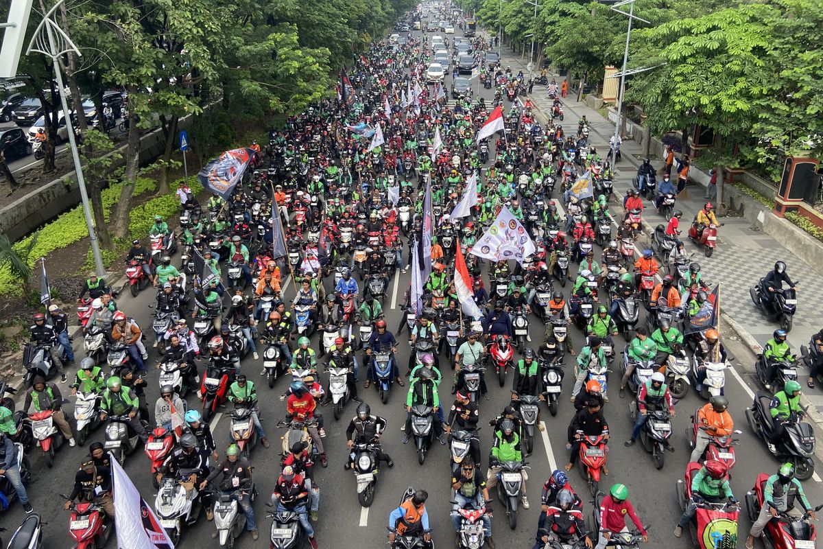 ojek online, Kemenhub, ojol, potongan tarif Gojek, potongan tarif, Kemenhub Bakal Evaluasi Skema Potongan Tarif Ojol