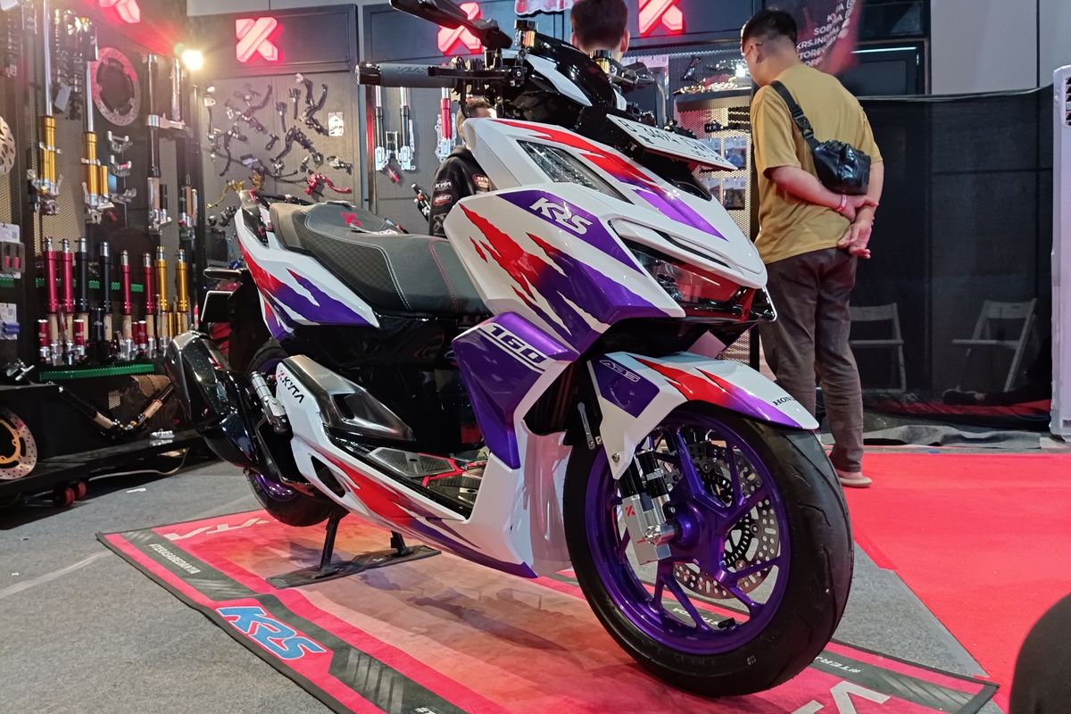 Modifikasi Honda Vario 160 dengan Gaya Fireblade