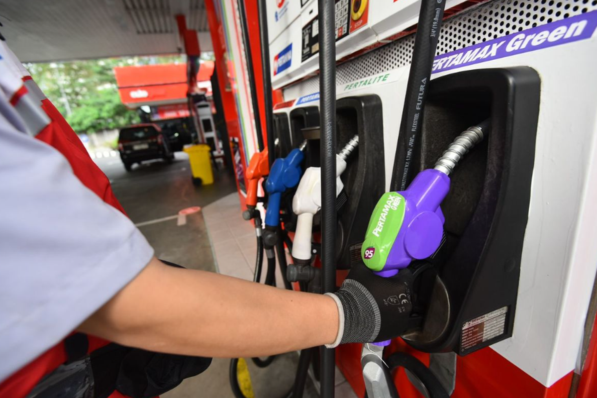 Apa Dampak Mencampur Pertamax dan Pertalite pada Kendaraan?