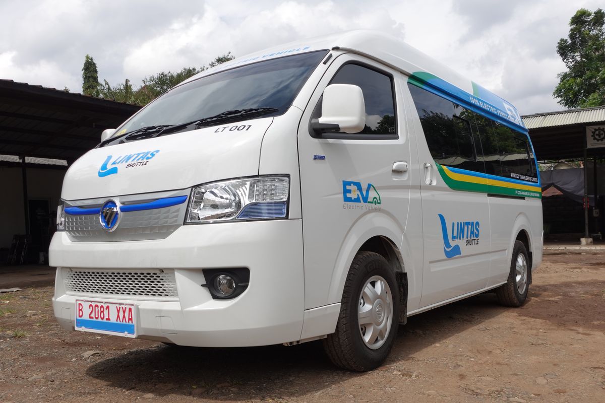 kendaraan listrik, Lintas Shuttle, Foton, Dorong Transportasi Hijau, Lintas Shuttle Gunakan Kendaraan Listrik