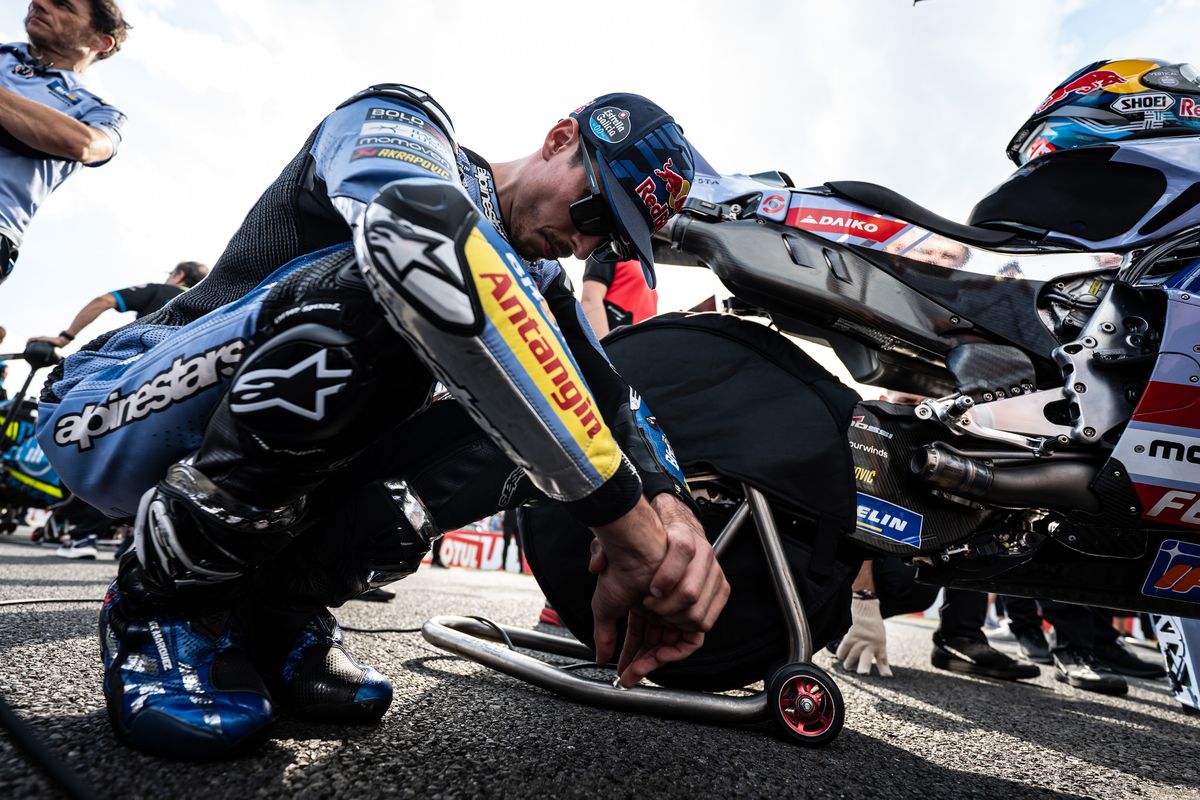 MotoGP, Sirkuit motegi, Alex Marquez, Gresini Racing, Fermin Aldeguer, motogp 2025, MotoGP Jepang 2025, Alex Marquez Siap Pertahankan Posisi Runner Up di Mandalika