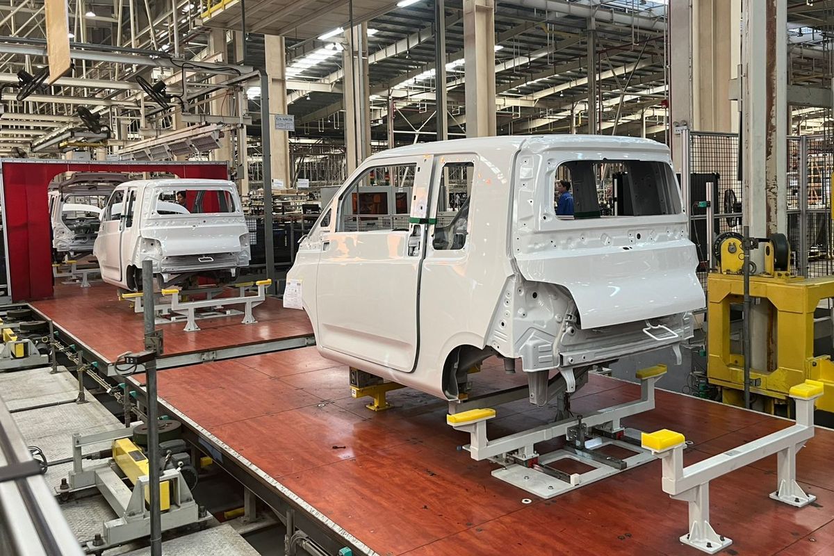 industri otomotif, local content, TKDN, Rachmad Basuki, Mengapa TKDN Krusial Dalam Industri Otomotif Indonesia