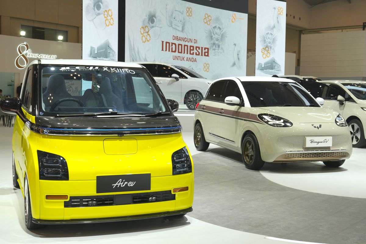 Mobil Listrik, kendaraan listrik, pajak mobil listrik, pajak mobil listrik murah, 10 Mobil Listrik yang Pajak Tahunan Paling Murah