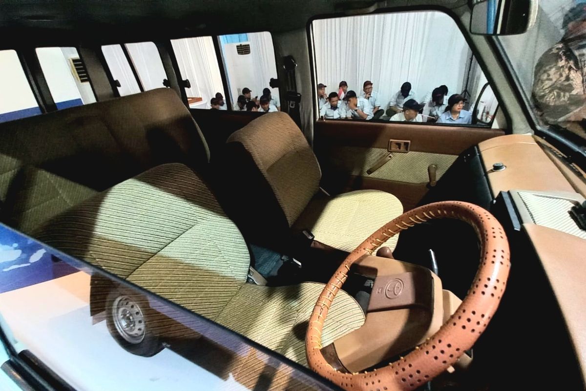 Stefaan Ardino, detailing interior mobil, Edukasi detailing, vacuum water extractor, jangan Asal Detailing Jok Fabric, Salah-salah Malah Rusak