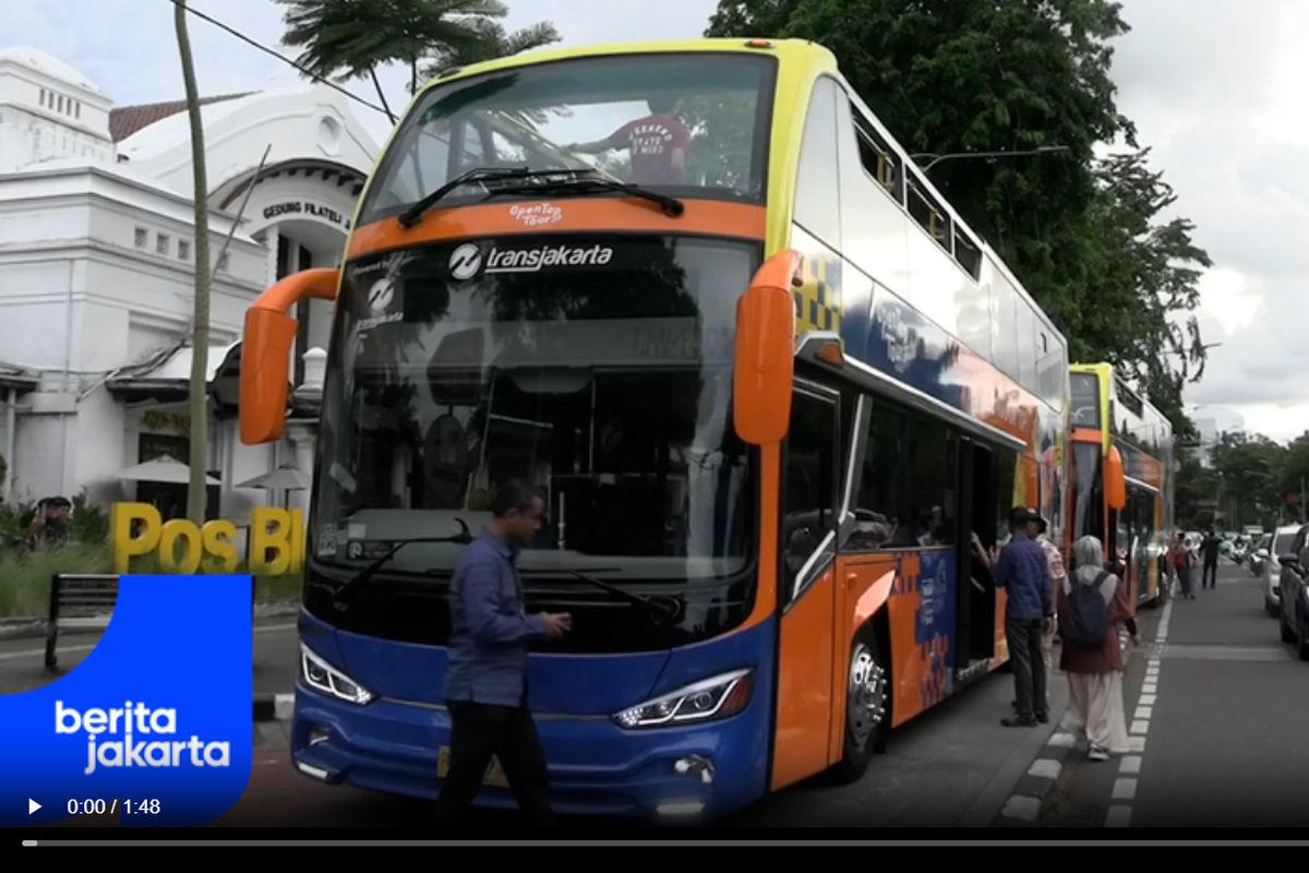 Bus Tingkat, bus wisata, bus transjakarta, open top tour, Cara Naik Bus Tingkat Atap Terbuka Rute Baru
