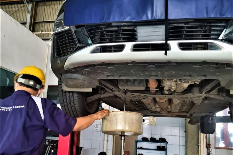 perawatan, oli mesin, komponen, gesekan, Pertamina, pelumas, membersihkan, oli motor, Perawatan, Mengapa Oli Mesin Kendaraan Harus Diganti Secara Rutin?