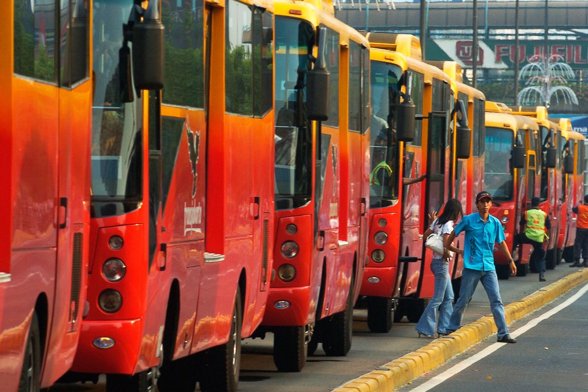 Kenaikan Tarif Bus Transjakarta Masih Dalam Kajian