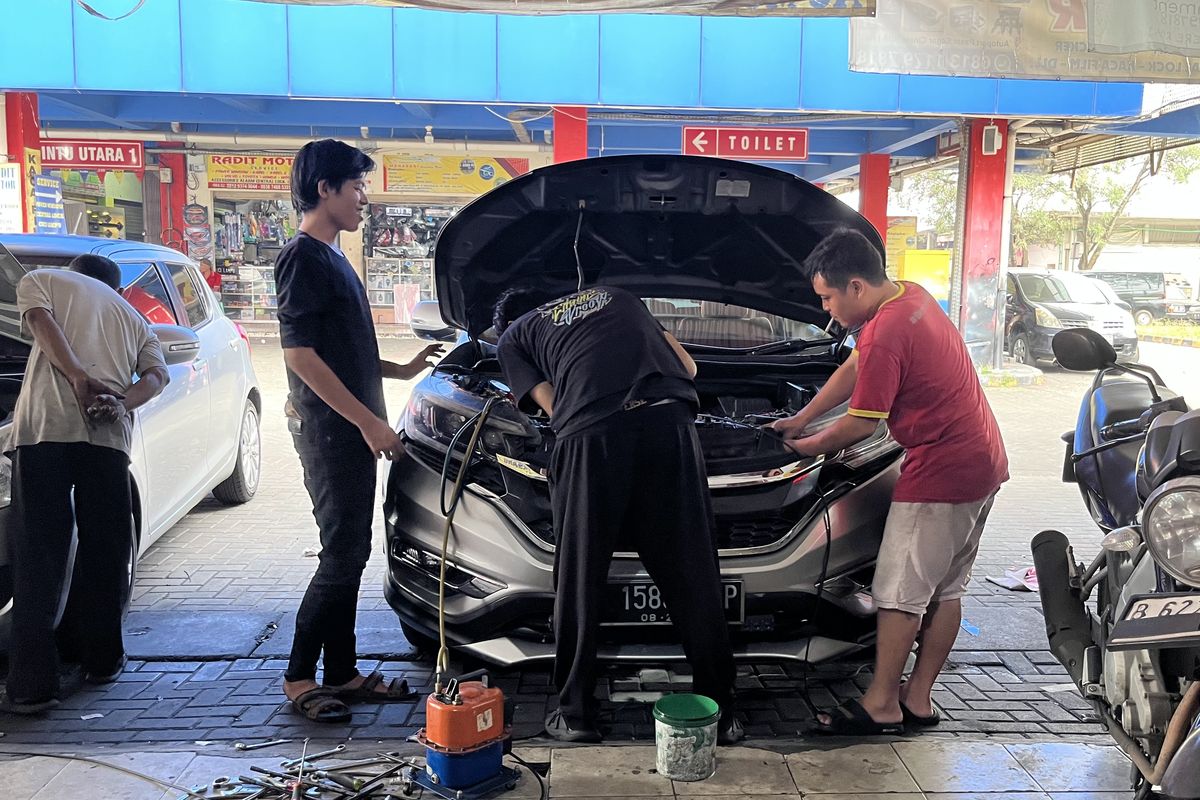 kenyamanan berkendara, tanda awal kerusakan, kerusakan kompresor AC, perawatan rutin mobil, Gejala Kerusakan Kompresor AC Mobil dan Solusinya
