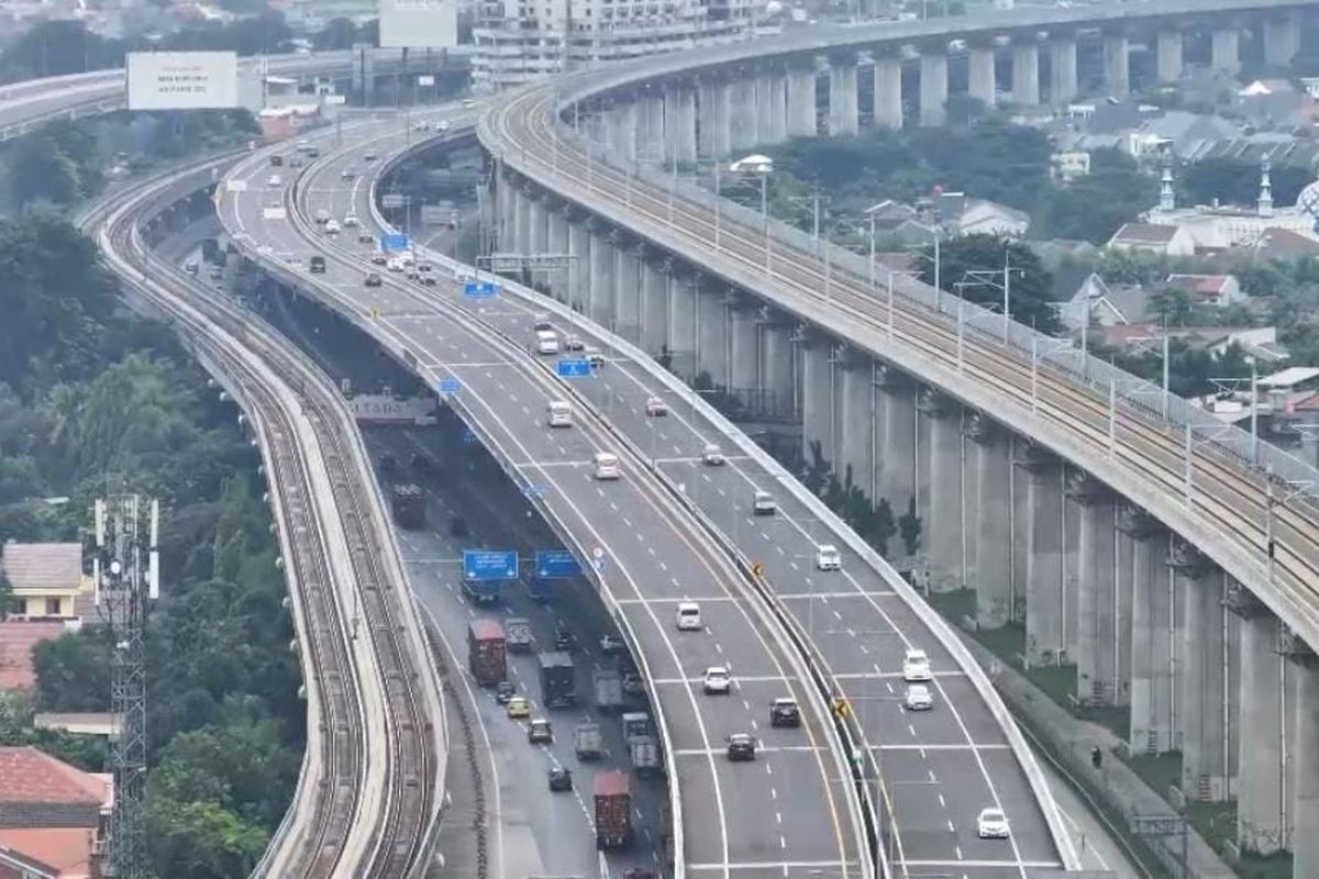 Jasa Marga, libur, Idul Adha, lalu lintas, Jabotabek, Gerbang Tol, Lalu Lintas, idul adha, gerbang tol, jabotabek, Libur Idul Adha 2025, 1,5 Juta Kendaraan Keluar-Masuk Jabotabek