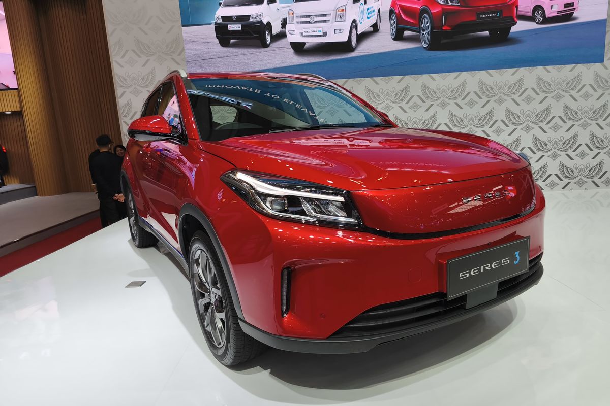 Seres 3, GIIAS 2025, harga Seres 3, Pengumuman Harga Mobil Listrik Seres 3 Terbaru di GIIAS 2025