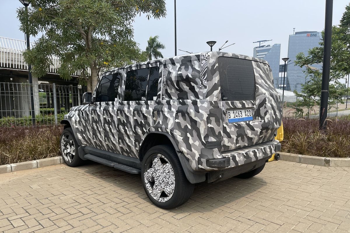 mobil listrik, kamuflase, iCAR, Jaecoo, iCar V23, iCar V23 Tertangkap Kamera di PIK, Bakal Ganti Merek Jadi Jaecoo?