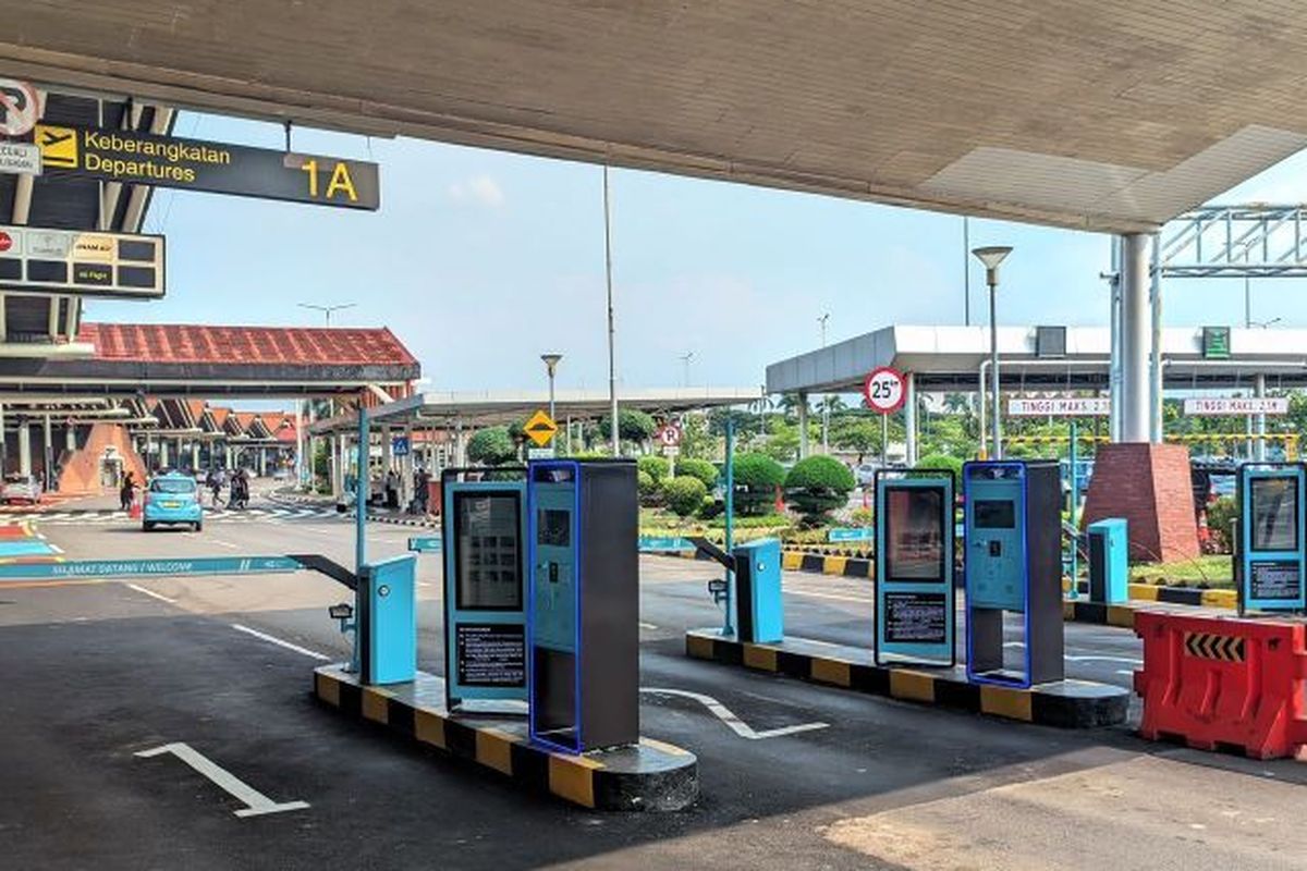 biaya, Bandara Soekarno - Hatta, panduan, parkir bandara, Awas Keliru, Ini Perbedaan Tarif Parkir Reguler dan Parkir Inap di Bandara Soekarno-Hatta