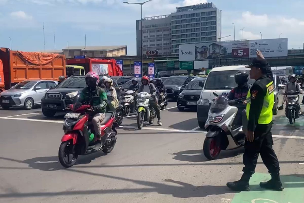 lalu lintas, otomotif, Lalu Lintas, rekayasa lalu lintas, kendaraan bermotor, Dishub Bekasi, Dishub Bekasi Terapkan One Way di Jalan KH Agus Salim Besok
