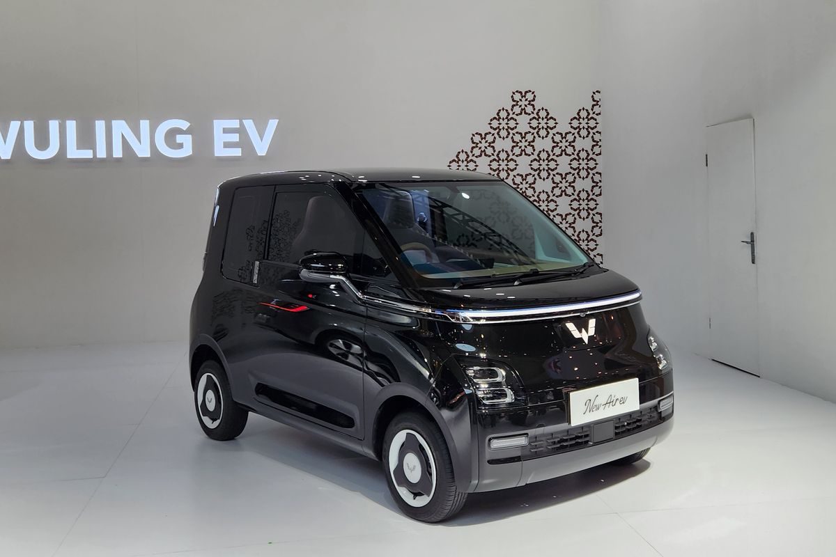 spesifikasi Wuling Air ev, diskon mobil listrik, GIIAS 2025, Rocky hybrid, Fronx, Spesifikasi Wuling Air ev, Mitsubishi Destinator, SUV Keluarga, Diskon Mobil Listrik, Hyundai Venue, SUV Ringkas, SUV ringkas, Rocky Hybrid, suv ringkas, Populer Otomotif, artikel terpopuler, Spesifikasi wuling air ev, SUV keluarga, Air ev Rp 100 Jutaan, Rocky Hybrid Mepet Fronx