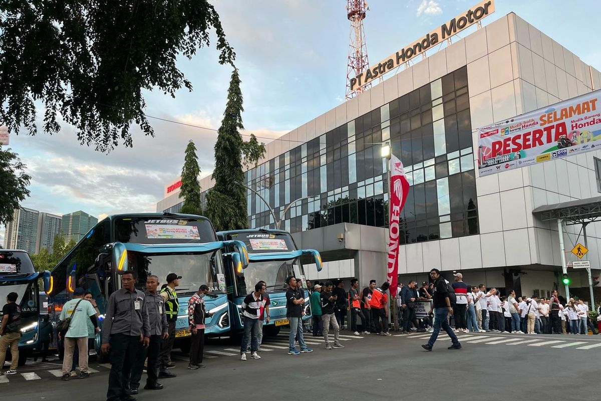 Mudik gratis, Mudik bareng, Mudik Balik Bareng Honda, Mudim Balik Bareng Honda 2025, Ribuan Pengguna Motor Honda Berangkat Mudik Bareng