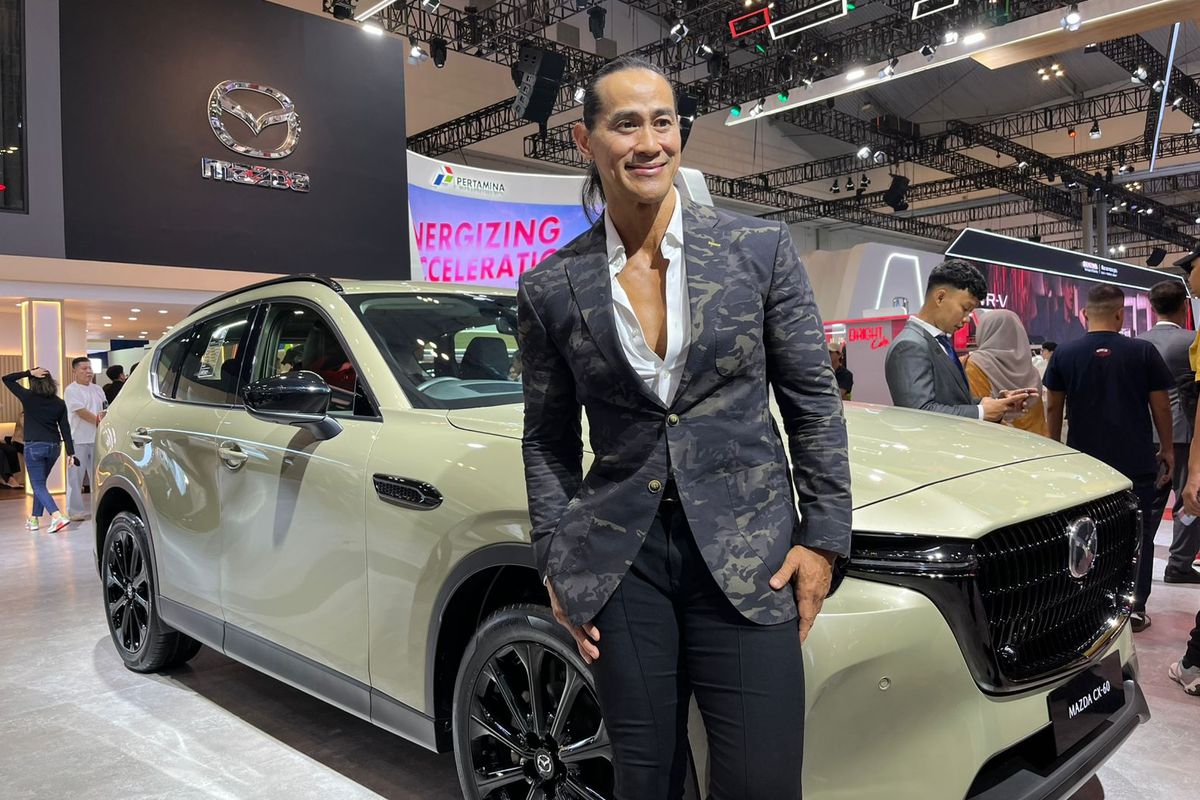 Ade Rai, mobil sport, Mazda MX-5 Miata, pengalaman berkendara, Cerita Ade Rai Beli Mazda MX-5 Miata: Kecil Banget!