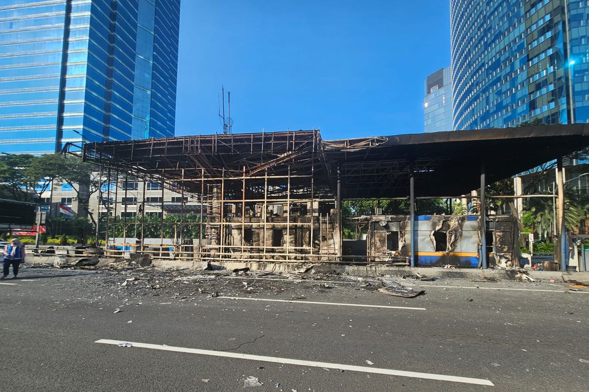 jalan tol, kerusuhan, Jasa Marga, gerbang tol, aksi massa, massa aksi, Pasca-kerusuhan, Sebagian Ruas Jalan Tol Ini Masih Ditutup