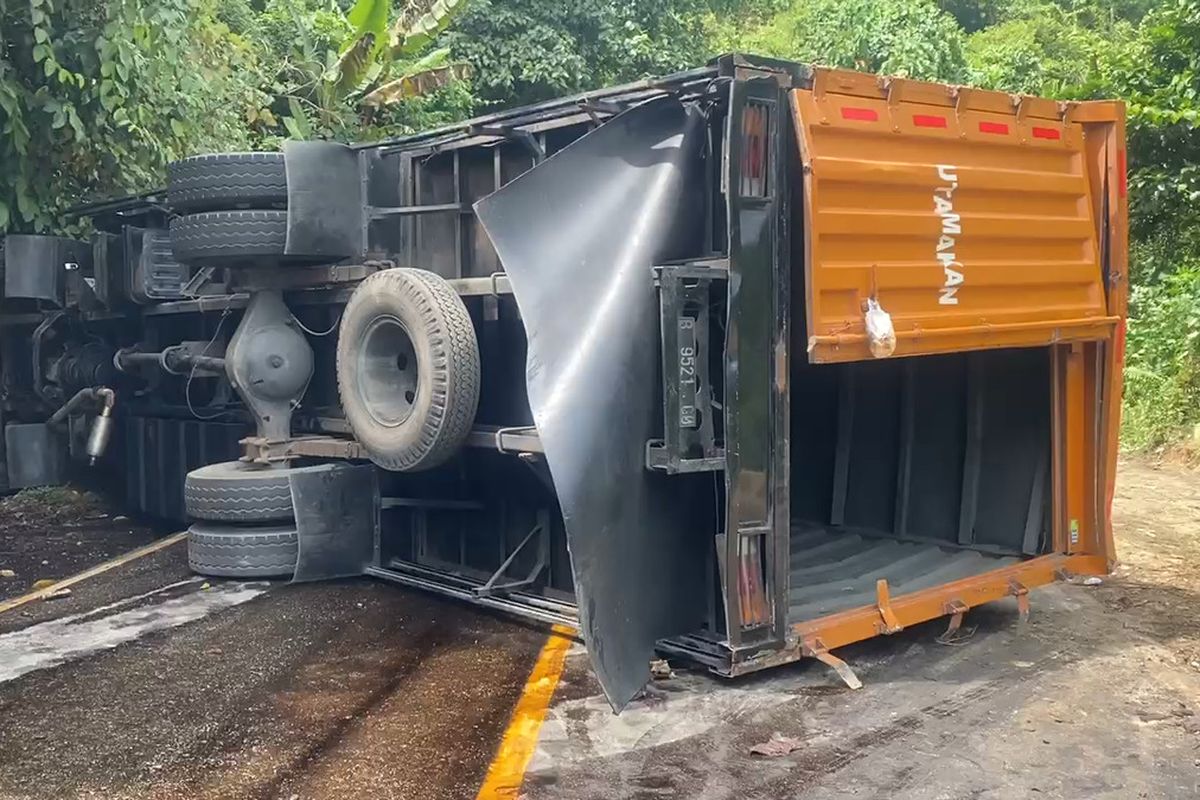 antisipasi rem blong, Waspada rem blong, Kesalahan pengemudi bikin rem blong, Kesalahan Pengemudi yang Menambah Risiko Rem Blong