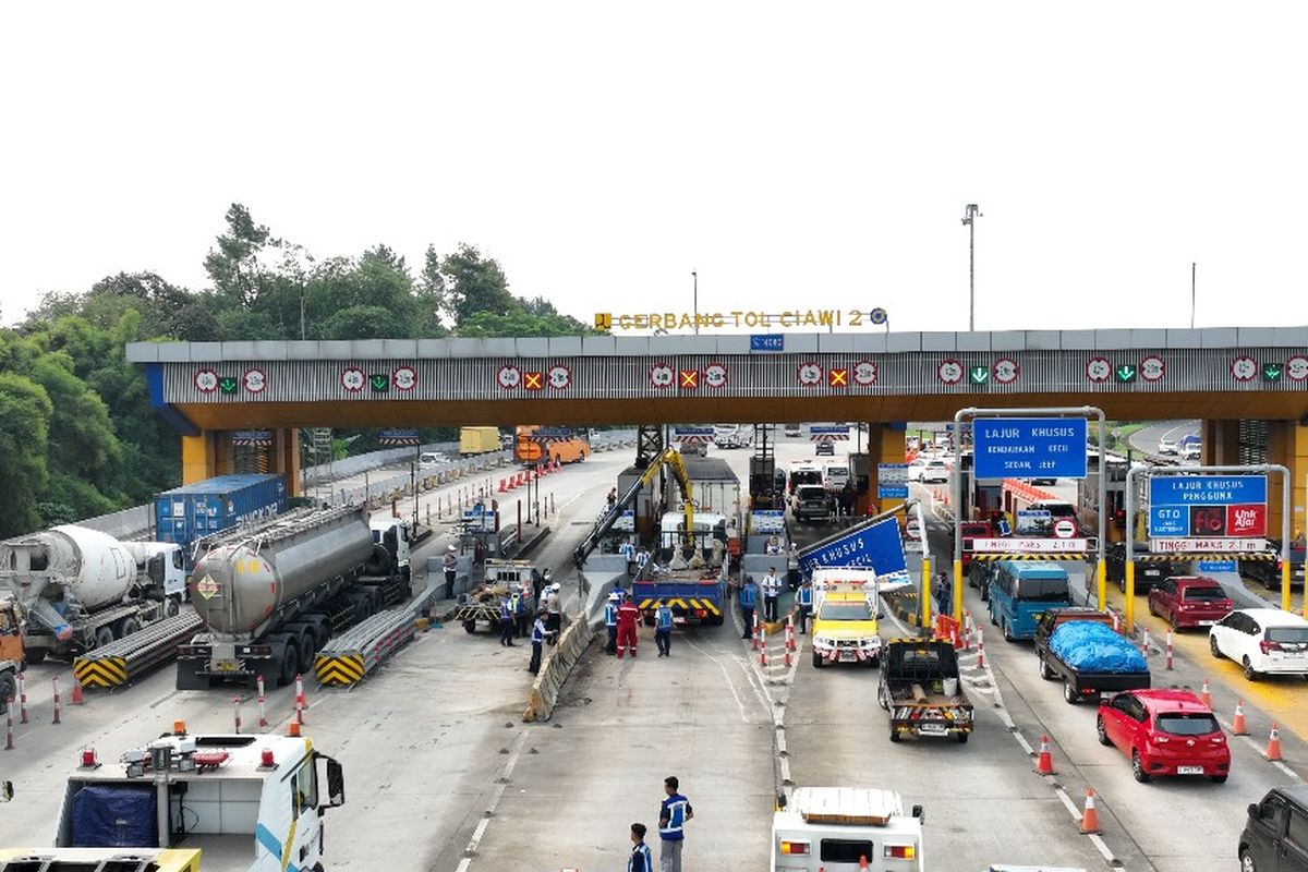 kecelakaan, GT Ciawi 2, Kecelakaan, rem blong, Jasa Marga, kecelakaan truk, Kecelakaan Lagi di GT Ciawi 2, Truk Diduga Alami Rem Blong