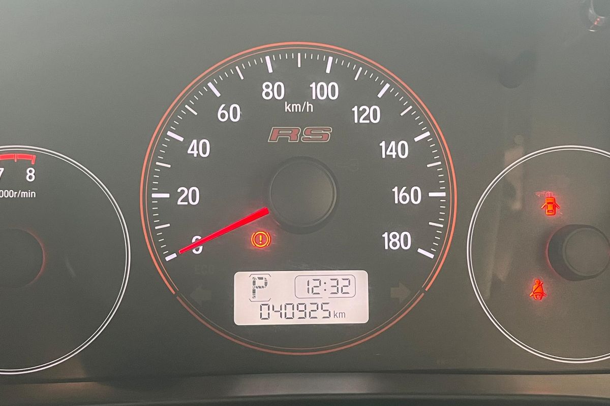 Berapa Angka Odometer Maksimal pada Mobil