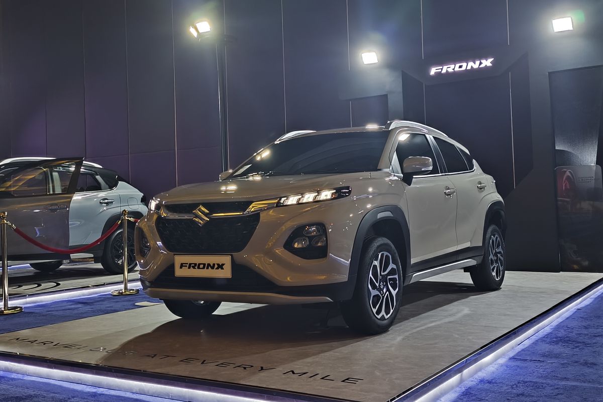 Suzuki, Fronx, Suzuki Fronx, suzuki fronx, Suzuki Fronx Hybrid, Suzuki Fronx Akan Dikirim ke Konsumen Awal Juli 2025