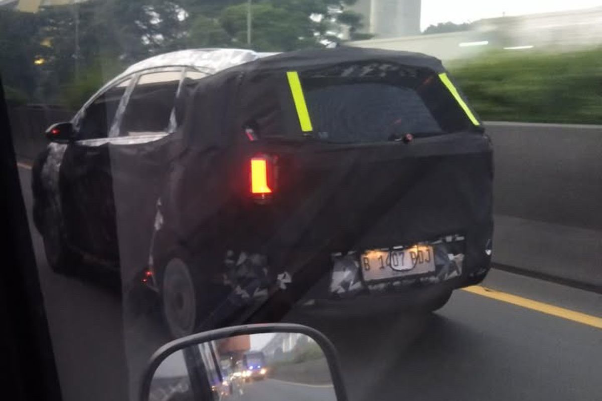 Hyundai, Stargazer Facelift, Hyundai Stargazer Facelift, Stargazer facelift, HMID, LMPV, hyundai stargazer facelift, Mobil Baru Hyundai Tertangkap Kamera Sedang Tes Jalan, Stargazer Facelift?