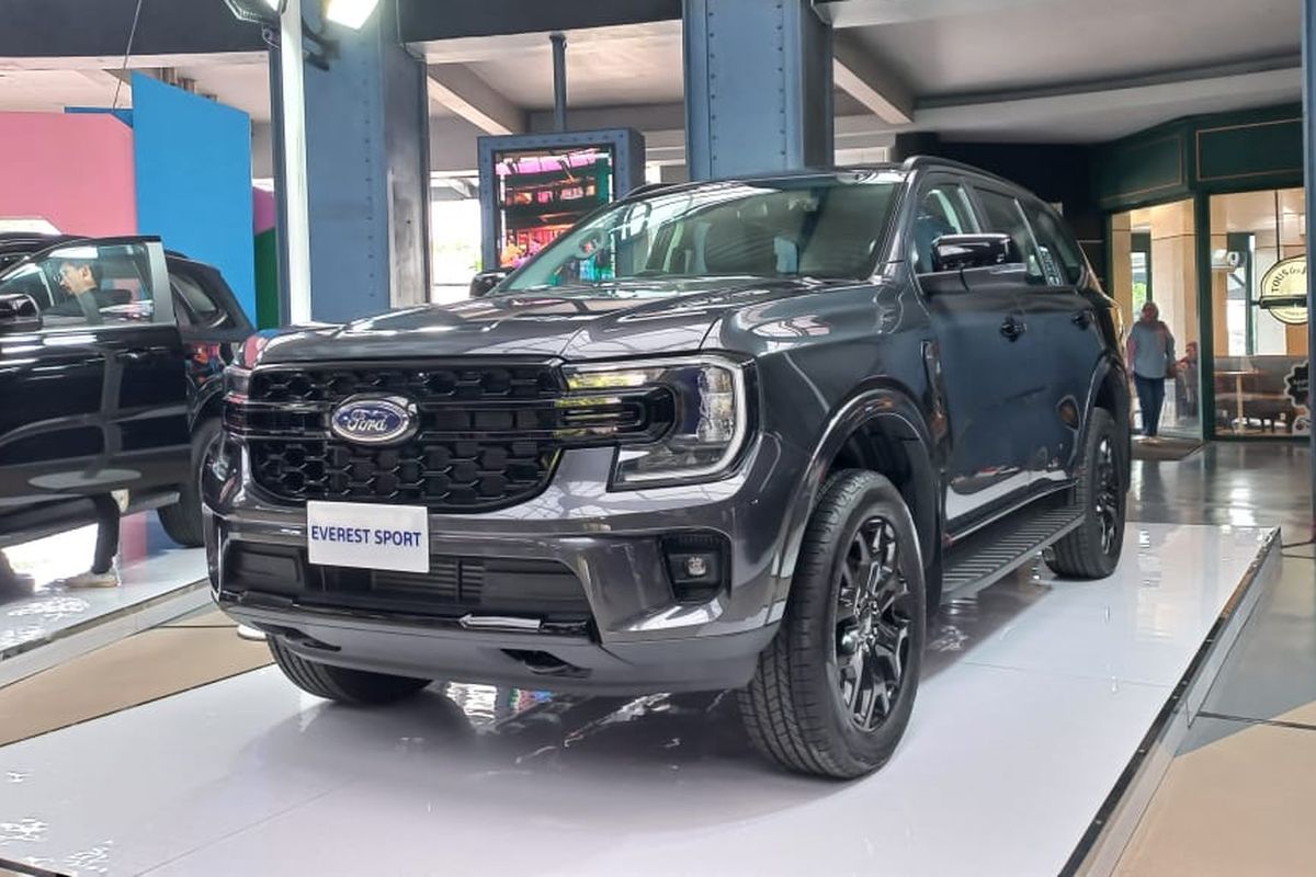 Surabaya, Ford Everest, diesel, fitur, Ford everest, Ford Everest Sport Meluncur di Surabaya, Harga Mulai Rp 813 Juta