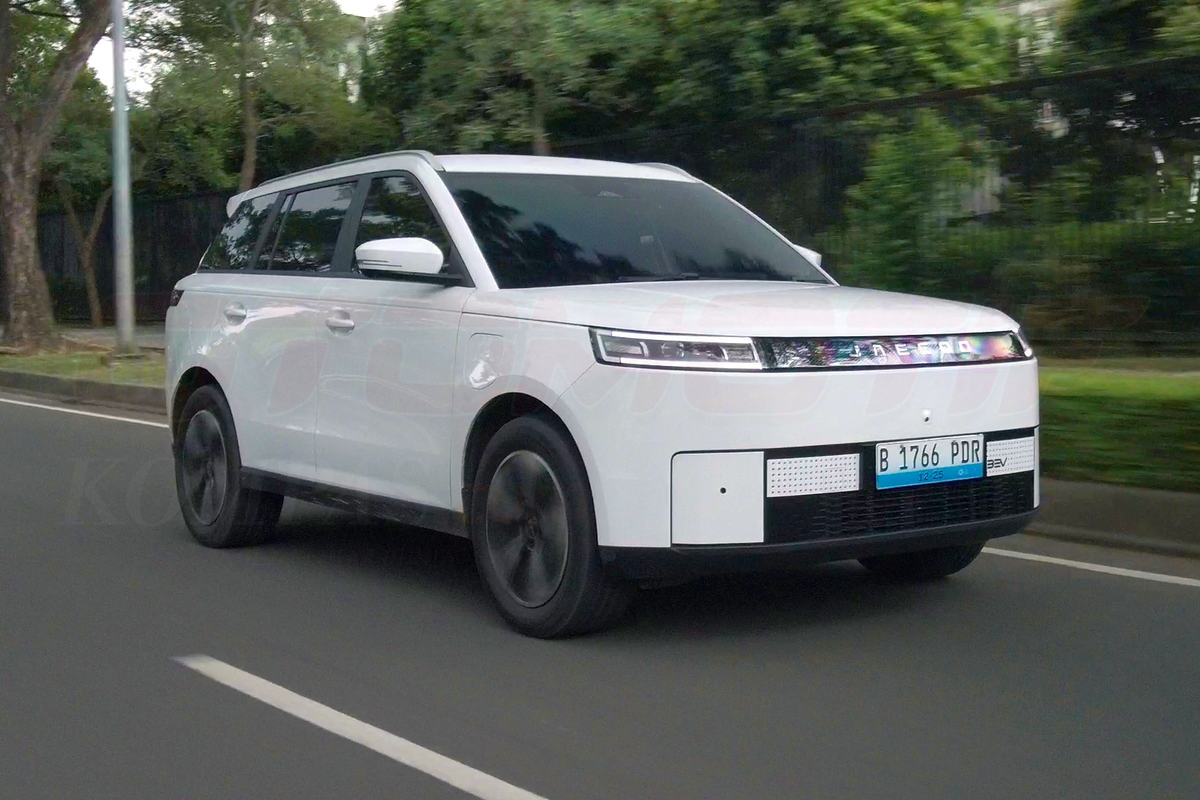 Jaecoo J5 EV vs Chery Omoda E5: Analisis Lengkap Perbedaan