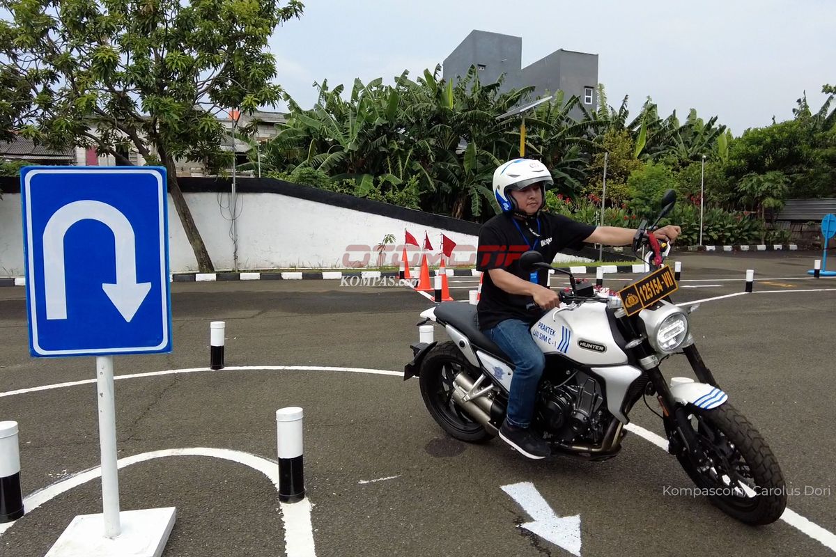 sepeda motor, Surat Izin Mengemudi, SIM C, tarif pembuatan SIM C, tarif pembuatan SIM, Besaran Tarif Resmi Bikin SIM C per Agustus 2025