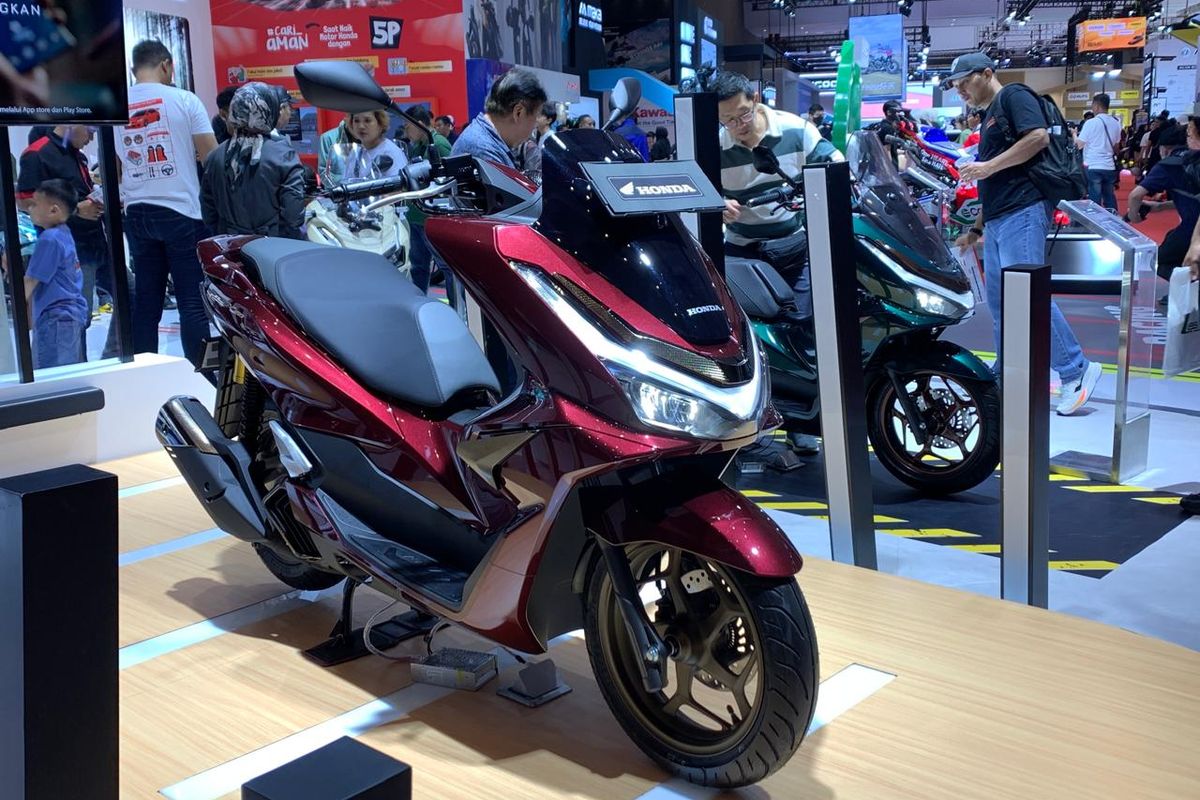 penjualan motor, penjualan motor Honda, wahana honda, Penjualan Motor Honda, industri motor, Honda PCX Paling Laris di Jakarta