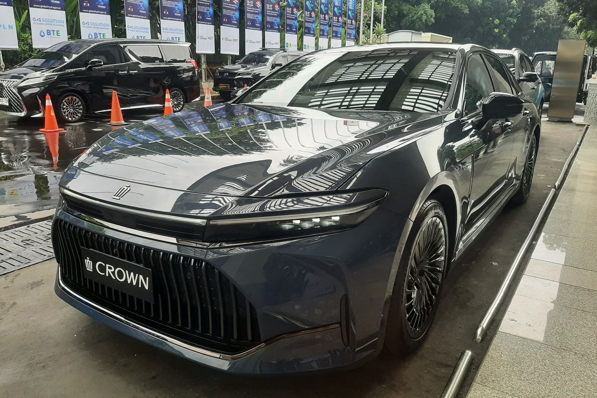 Bahlil Lahadalia, Global Hydrogen Ecosystem Summit, gaji menteri, Toyota Crown FCEV, Cerita Bahlil Lahadalia Soal Gaji dan Toyota Crown FCEV