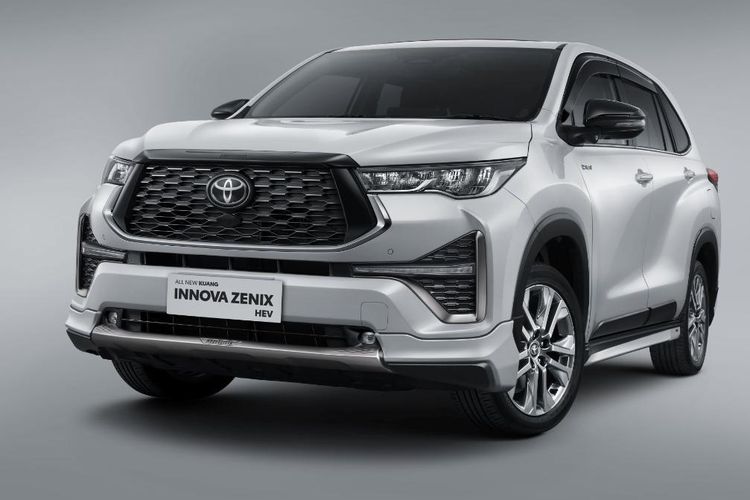 fitur keselamatan, Toyota Kijang Innova Zenix, konektivitas real-time, pembaruan terbaru, Toyota Innova Zenix Hybrid: SImak Skema Cicilan Terbaru