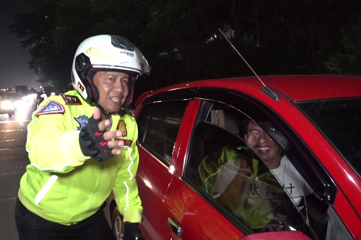 mengemudi, bahu jalan, hyundai ioniq 5 n, Kesalahan Umum Pengemudi Saat Menggunakan Bahu Jalan Tol