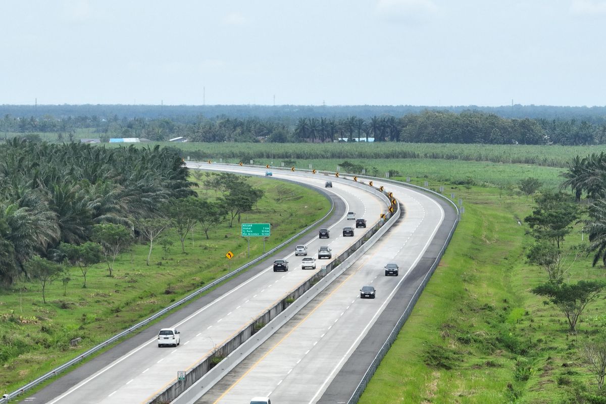 etika berkendara, jalan tol, Kecelakaan lalu lintas, kesalahan pengendara, Etika Berkendara di Jalan Tol: Jangan Anggap Sepele