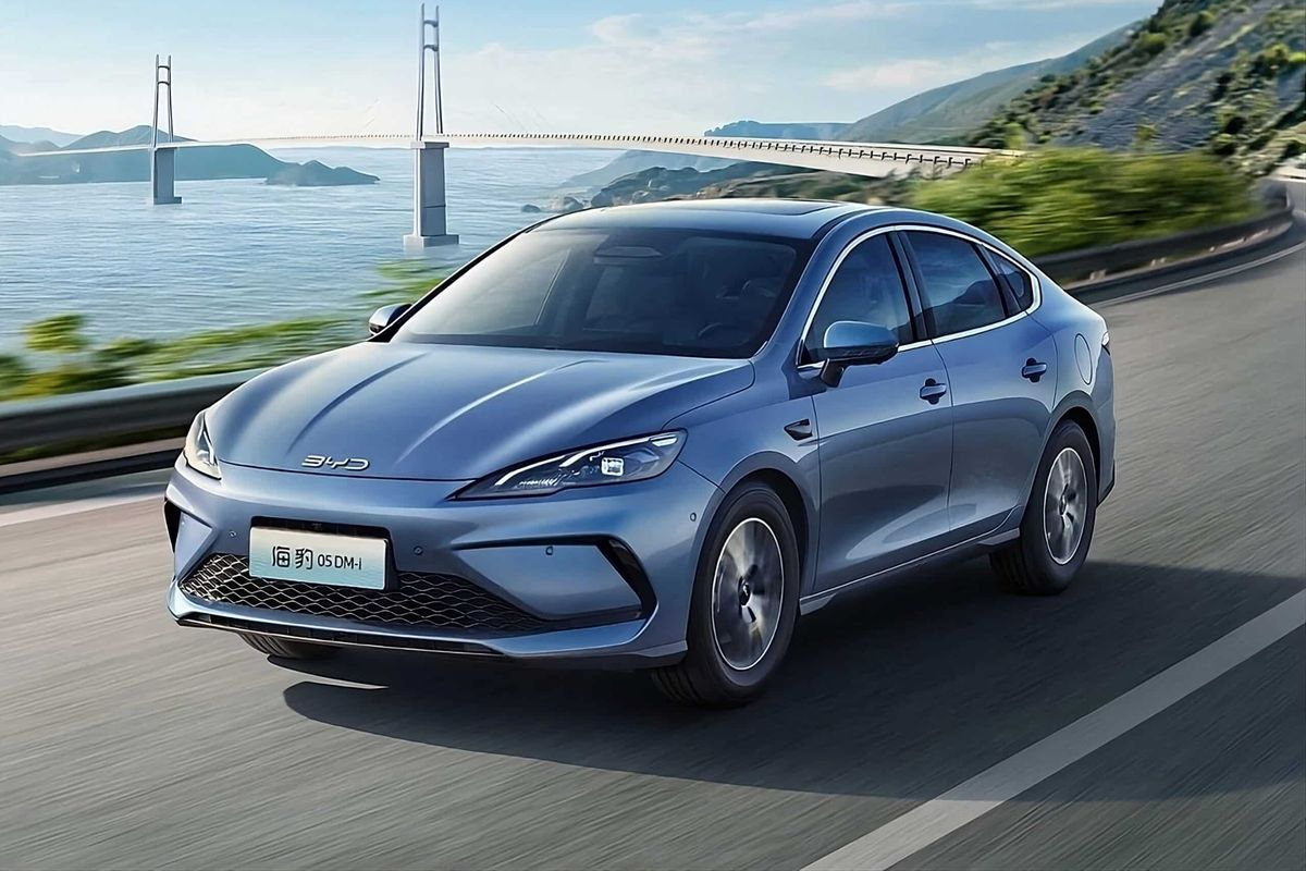 kendaraan listrik, Tesla, mobil listrik, otomotif, BYD Rebut Status Mobil Listrik Terlaris dari Tesla