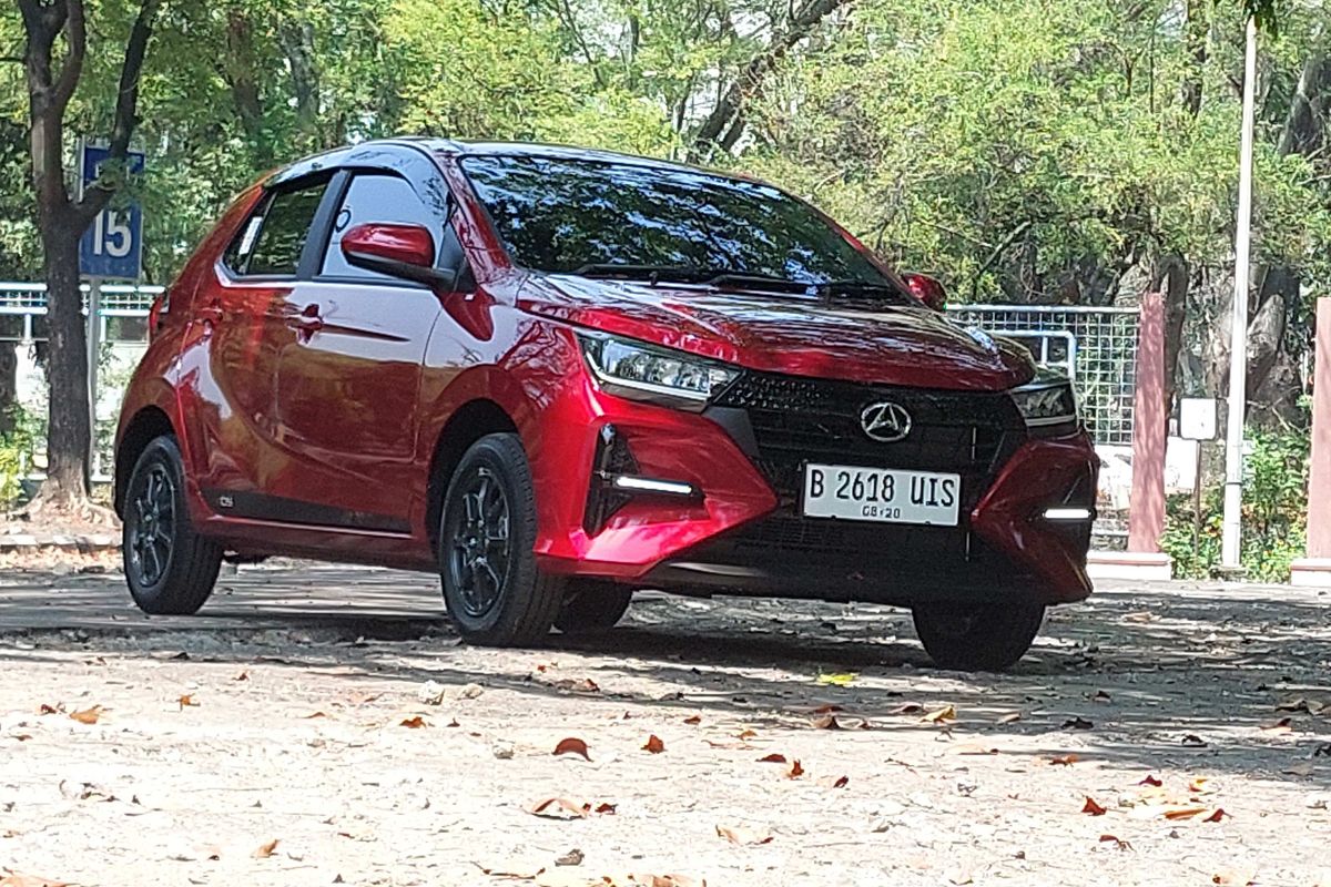 mobil bekas, LCGC, Daihatsu ayla, Ayla, harga Bekas Daihatsu Ayla, Harga Mobil Bekas Daihatsu Ayla Tahun Muda, mulai Rp 90 Jutaan