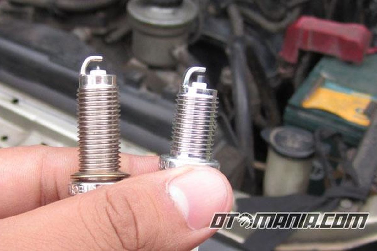 elektroda, Busi, Busi Iridium, nikel, bahan bakar, iridium, pembakaran, Fungsi busi, jenis busi motor, material busi, Kecil tapi Vital, Kenali Fungsi Busi, Jenis, dan Materialnya