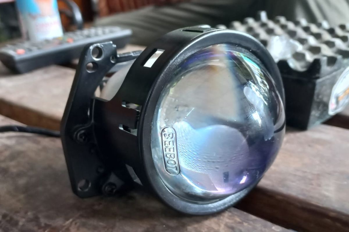 lensa, Lampu, lampu mobil, lampu motor, Bi-LED, lampu Bi-LED, Diameter Lensa Bi-LED Tidak Pengaruhi Tingkat Keterangan Lampu