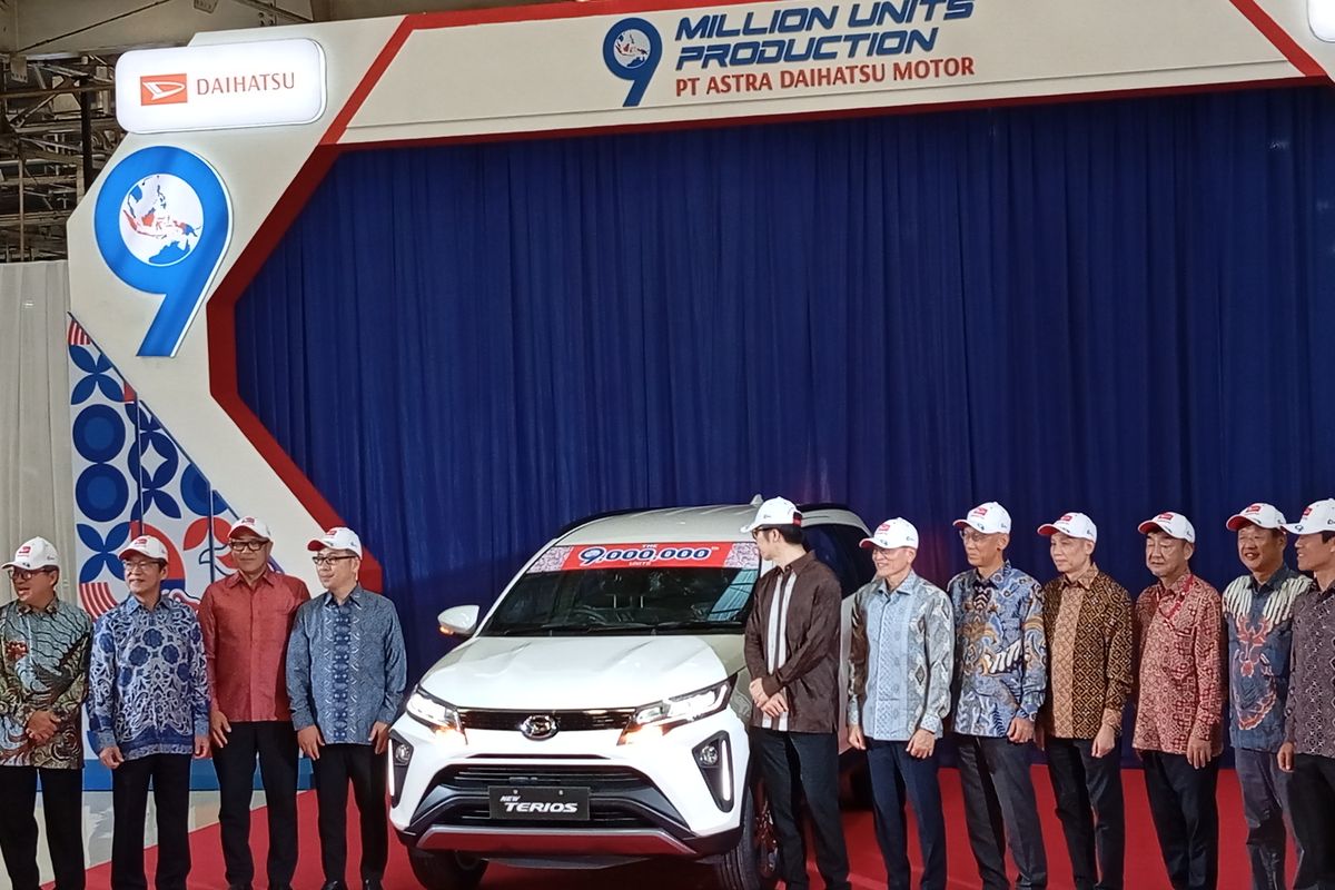 otomotif, Daihatsu, Astra Daihatsu Motor, kendaraan bermotor, agus gumiwang, Menteri Perindustrian Agus Gumiwang, Daihatsu Sudah Produksi 9 Juta Unit Mobil di Indonesia