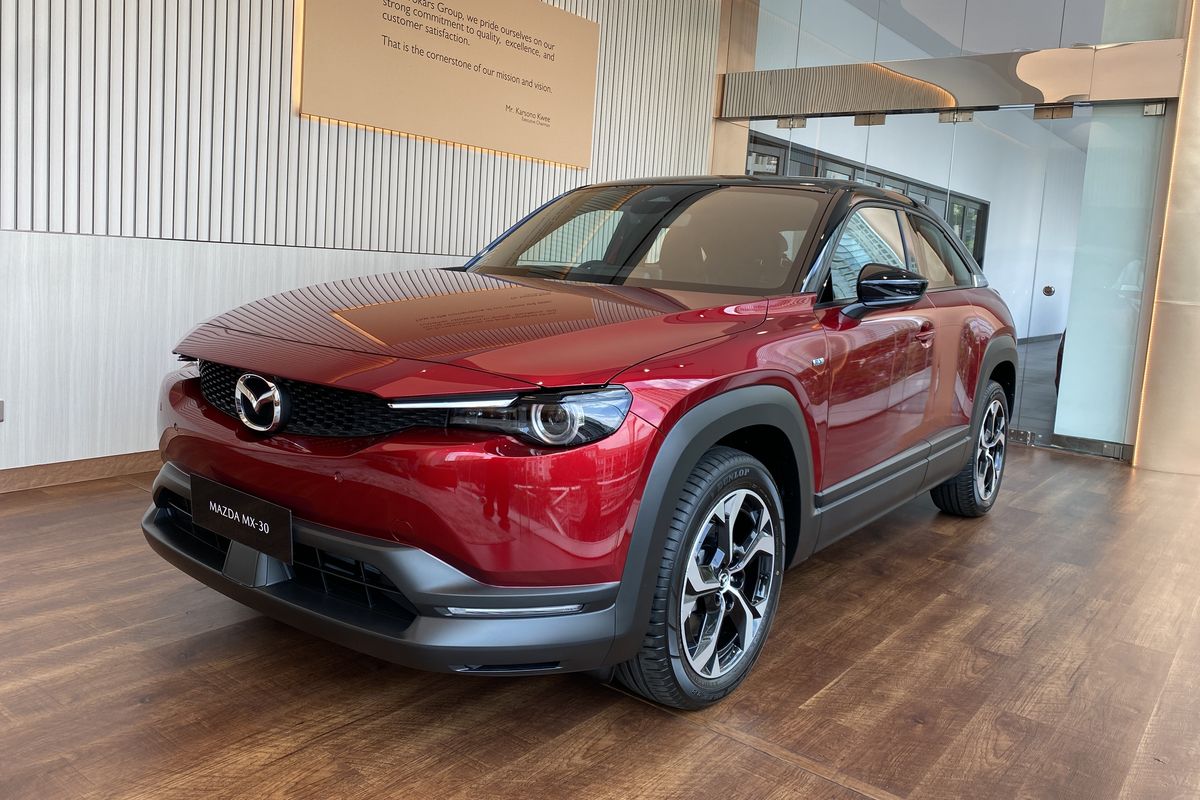Mazda, mobil listrik, Mazda MX-30, mazda, mazda indonesia, Penjualan Mobil Listrik MX-30 Minim, Ini Alasan Mazda