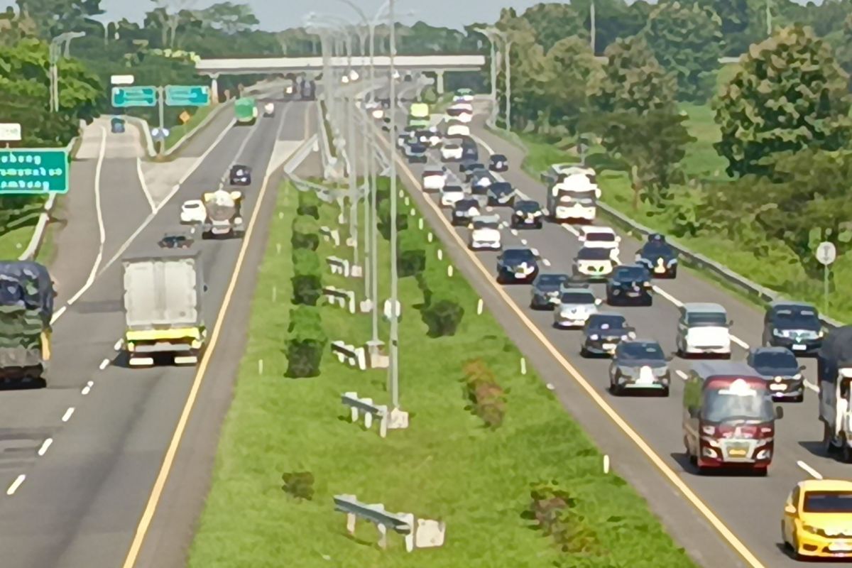 AC Menyala Terus Saat Mudik, Apakah Konsumsi BBM Jadi Boros?