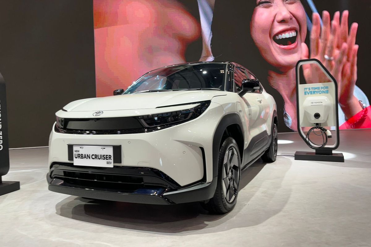 TANGERANG, GIIAS 2025, Tangerang, Toyota Urban Cruiser, kolaborasi Toyota dan Suzuki, Toyota Urban Cruiser: Sekadar Preview di GIIAS 2025