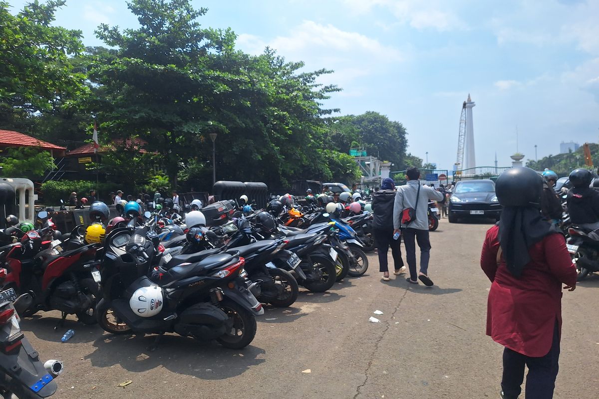 parkir liar, lahan parkir, parkir kendaraan, kemacetan, Lahan parkir, Parkir Liar Jadi Masalah Sosial yang Meresahkan