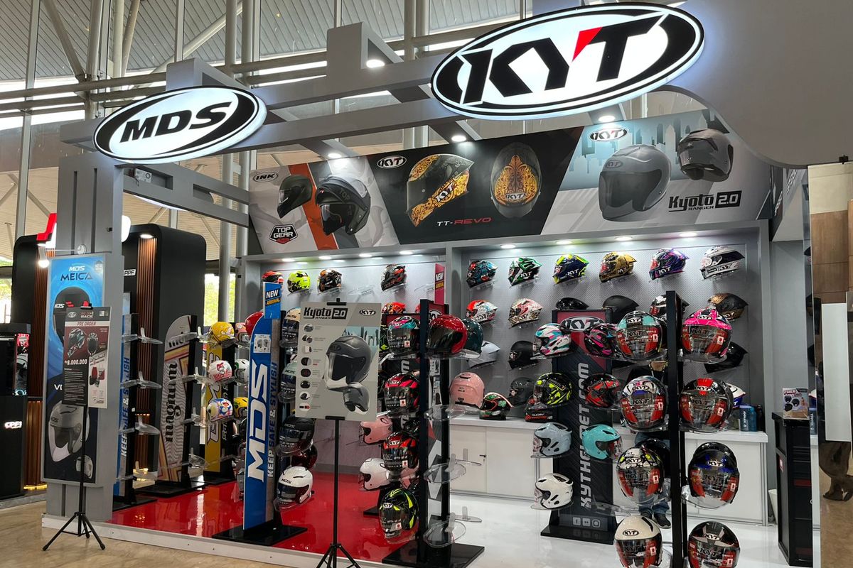 helm murah, harga helm murah, Pilihan helm, Pilihan Helm Murah di GIIAS 2025, Harga mulai Rp 100.000-an