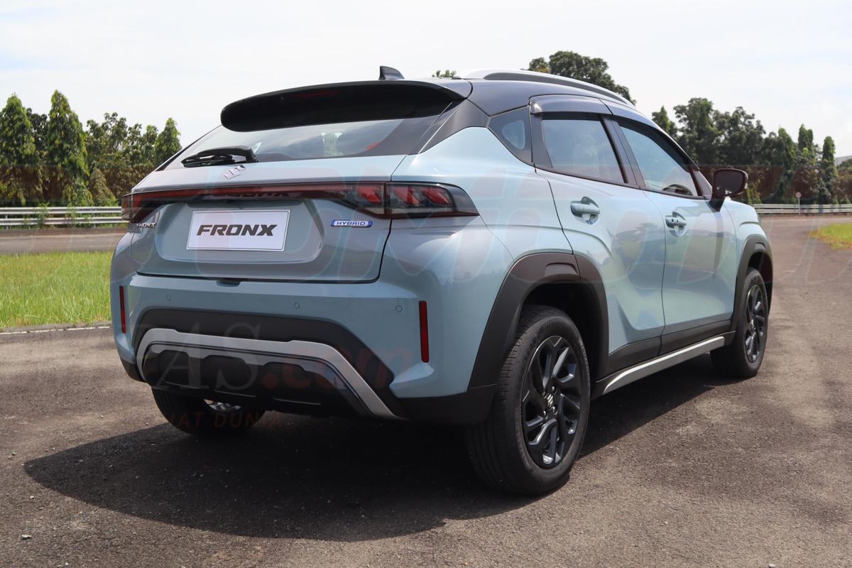 LSUV, Suzuki Fronx, Rocky, WR-V, Mitsubishi Xpander, Avanza, harga mobil, suzuki fronx, Adu Harga Suzuki Fronx dengan Rival LSUV Juni 2025